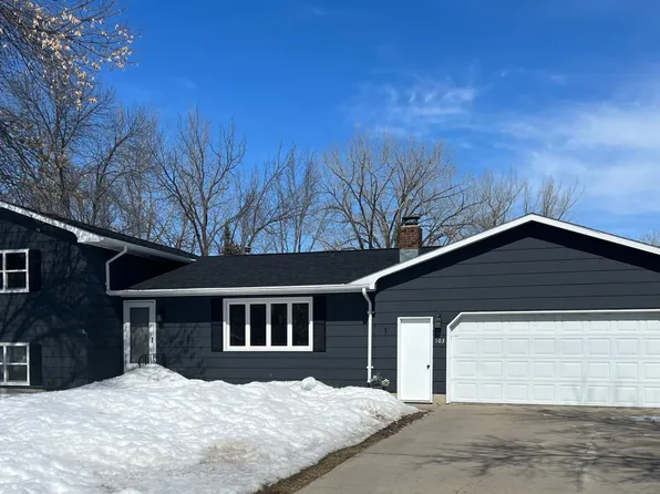 103 Northwood Dr, Redwood Falls, MN 56283