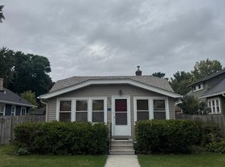 3332 36th Ave S, Minneapolis, MN 55406
