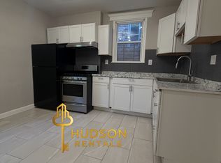 214 Bidwell Ave FLOOR 2, Jersey City, NJ 07305
