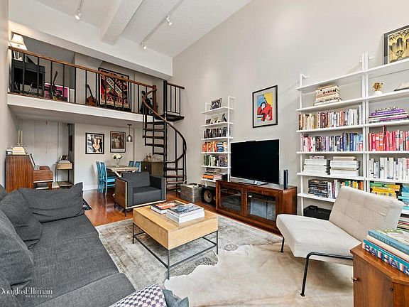 3rd image of 96 Schermerhorn St APT 3E