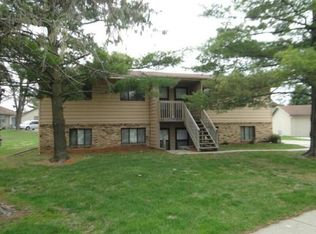 4406 Castlewood Pl UNIT 4, Ames, IA 50014