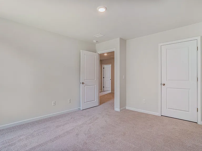 201 Cherry Grove Dr — Photo 23