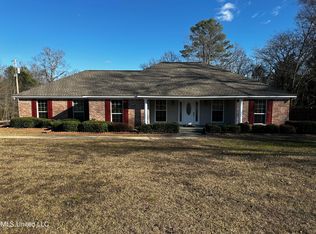 560 Stump Bridge Rd, Canton, MS 39046