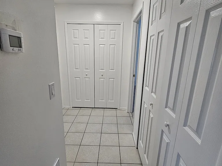 Crandal Ct — Photo 14