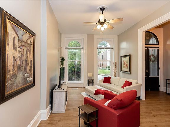 5th image of 1736 Nicholson Pl #A
