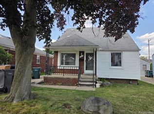23912 Hollander St, Dearborn, MI 48128