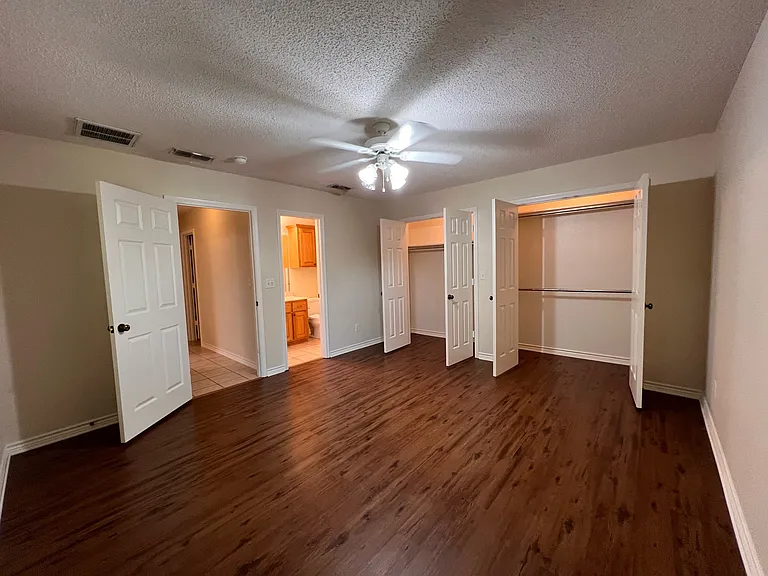 309 Laird Ln #105 — Photo 35