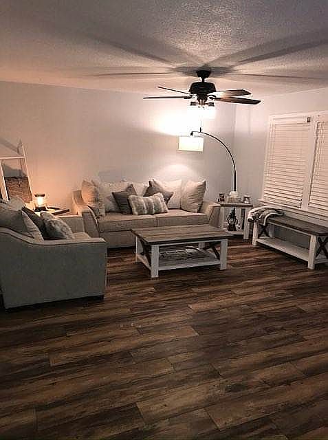 1st image of 502 Fernwood Ave