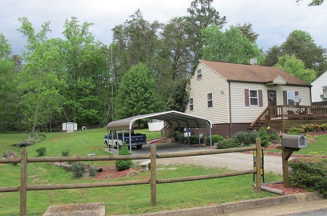 1st image of 120 View St