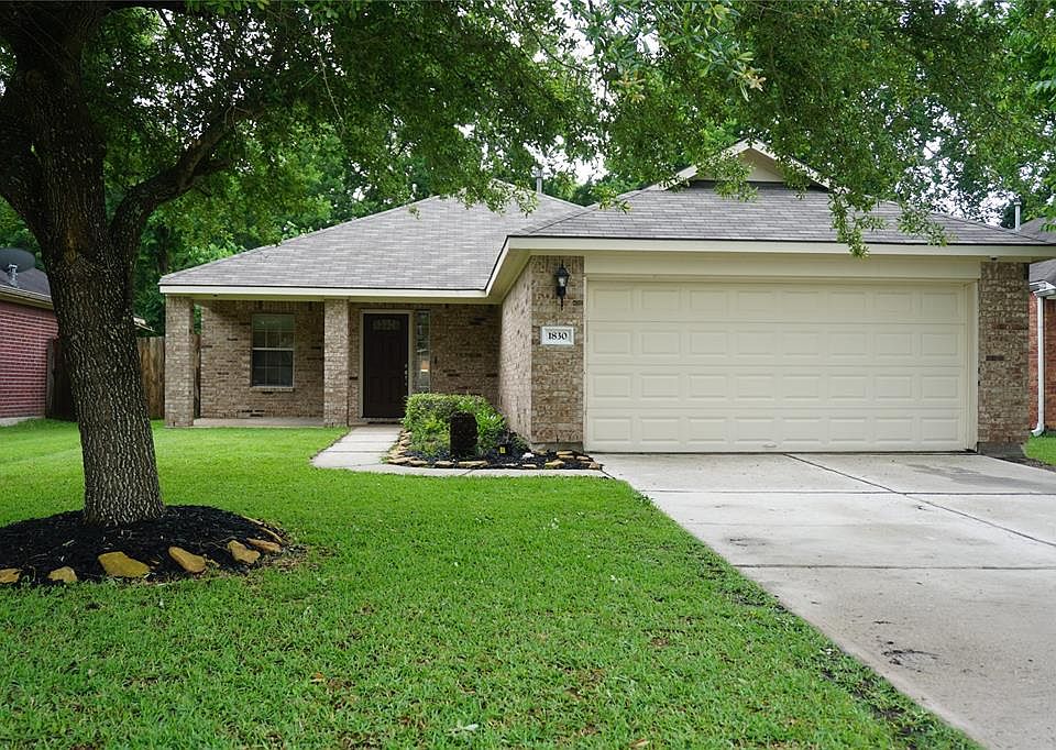 1st image of 1830 Sherwood Forest Cir