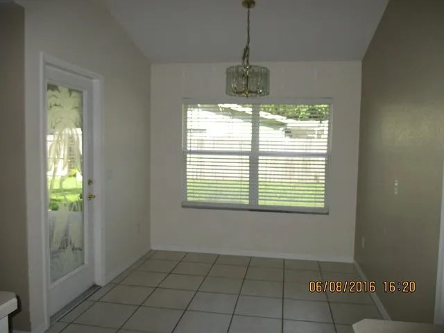401 Harbour Lights Dr — Photo 14