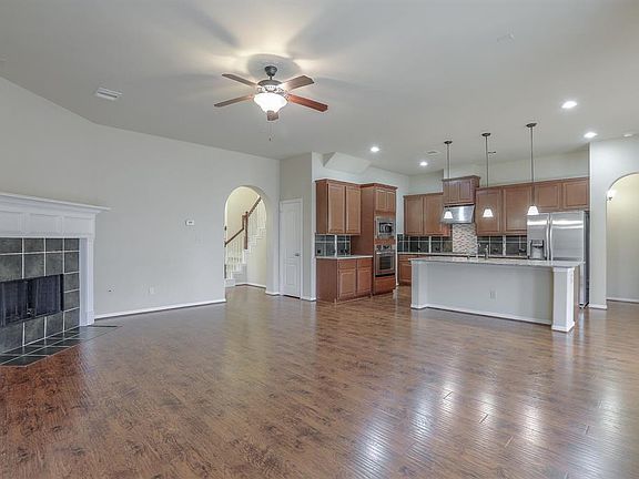 Open Flow - yet private sections for all Bedrooms.