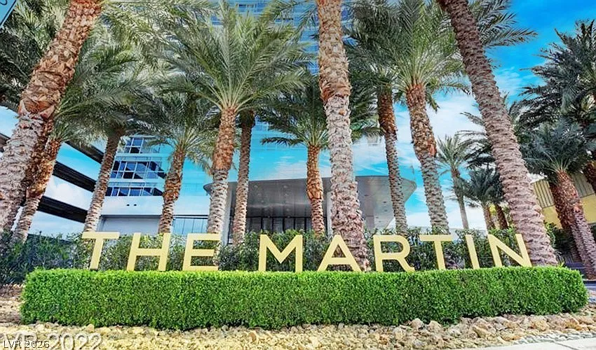 The Martin — Photo 2