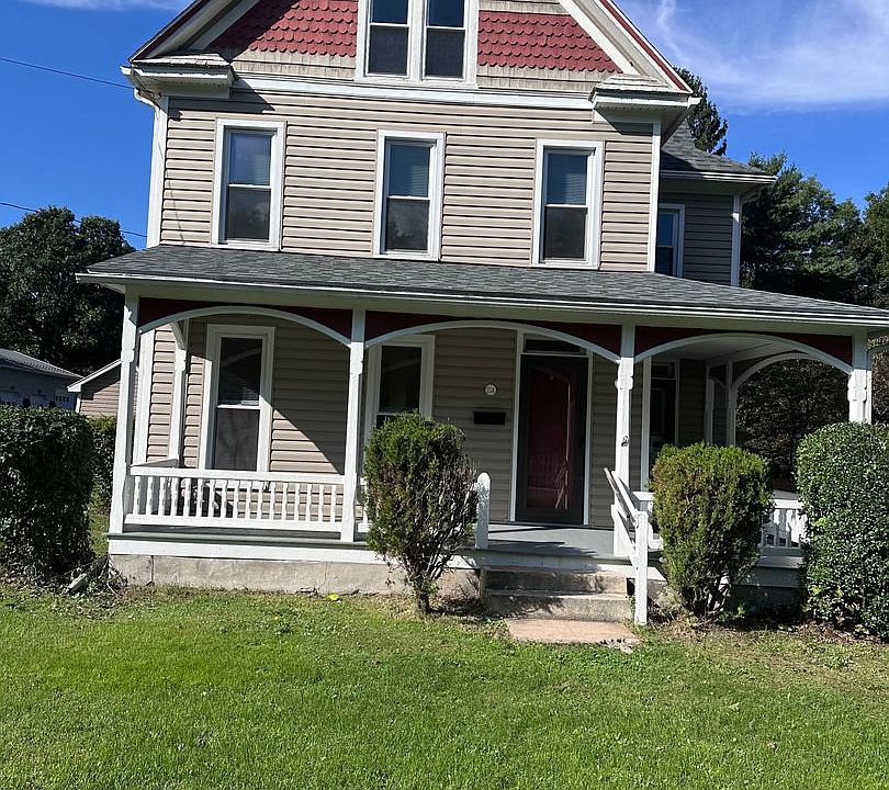 1st image of 214 S Harrison Rd
