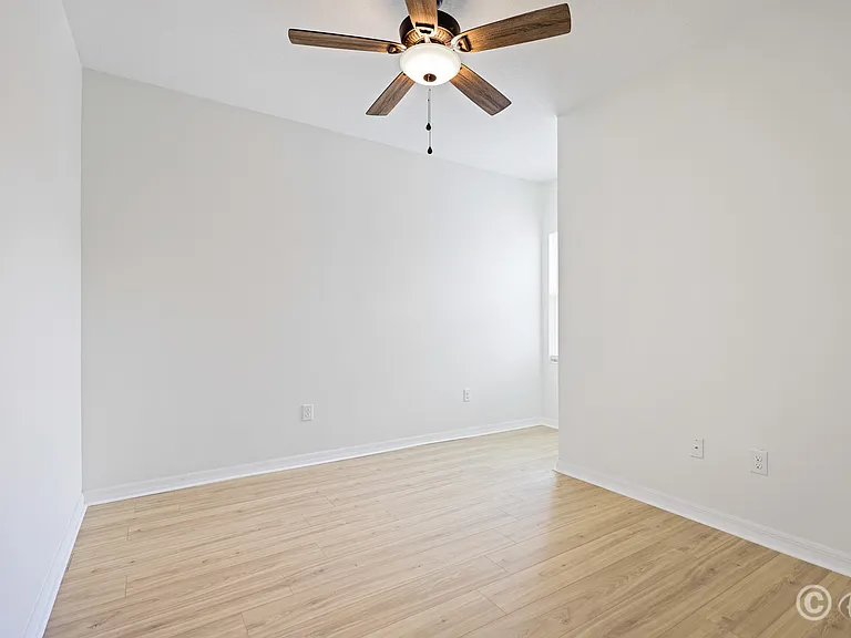 5736 Skytop Dr — Photo 15