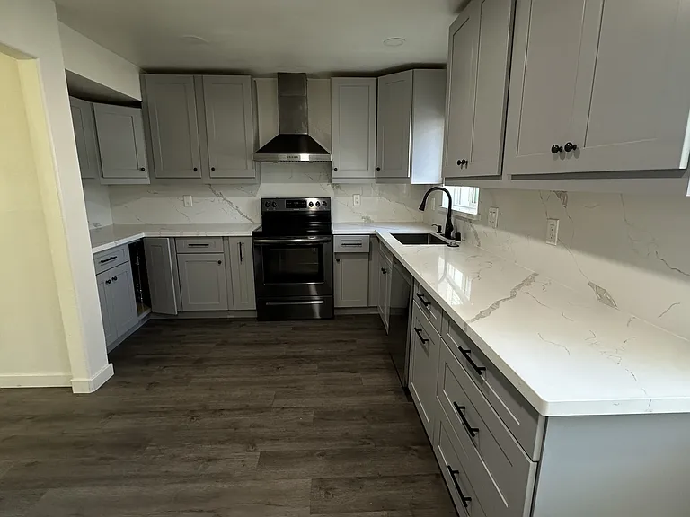 2156 Carlmont Dr #3 — Photo 6