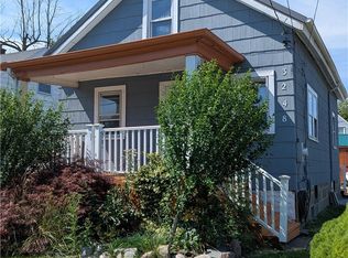 3248 Dudley Ave, Niagara Falls, NY 14303