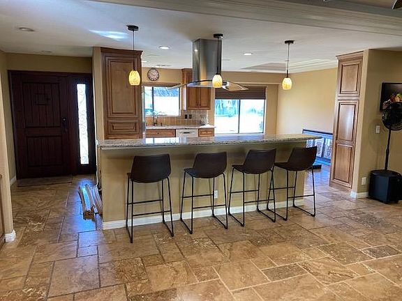 Kitchen Island - Induction Cooktop