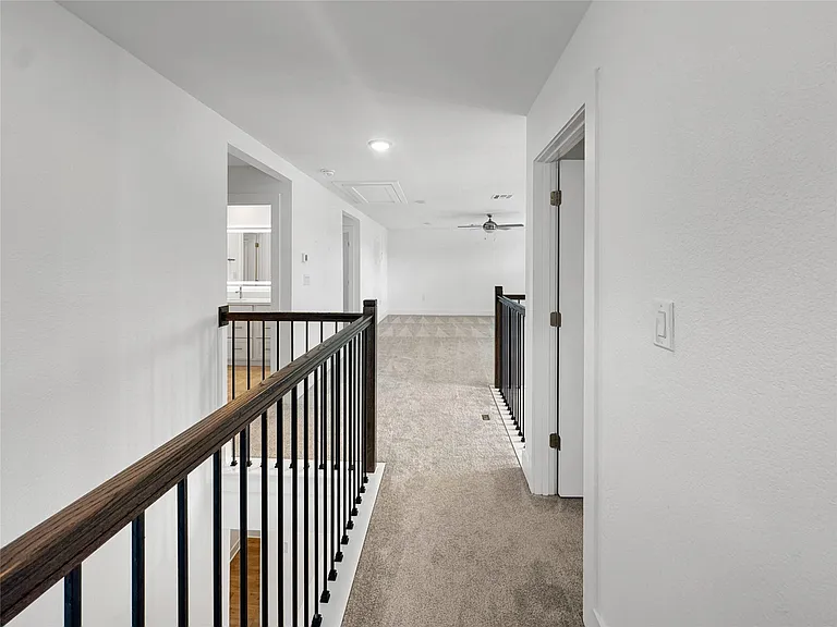 1420 Carvin Way — Photo 23