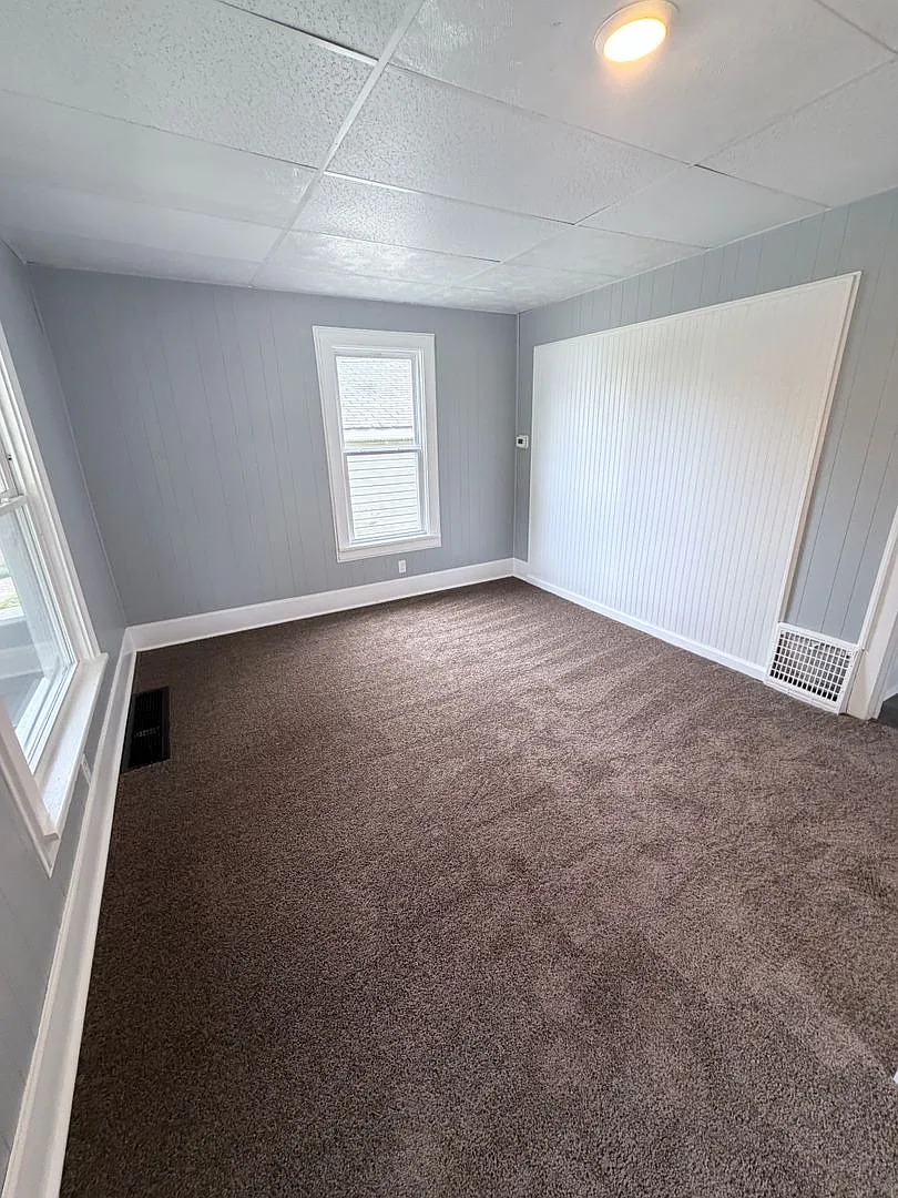 5 Bed / 1.5 Bath Fully Rehabbed Akron Home with Finished Attic — Photo 2