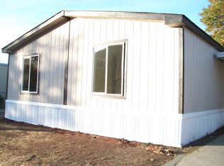 742 2nd Ave SPC 9, Gold Hill, OR 97525