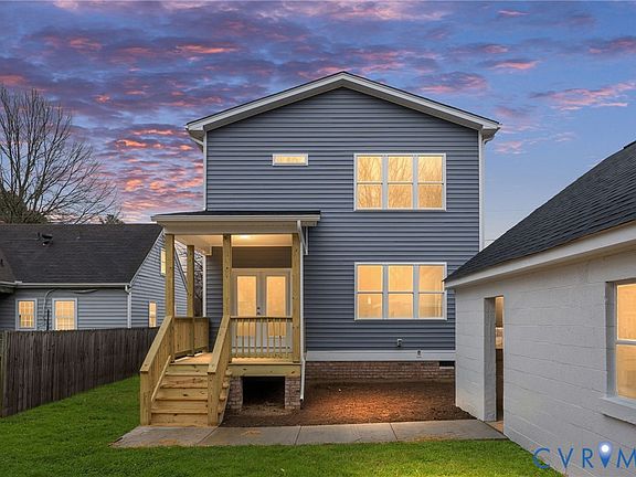 3rd image of 2804 Maplewood Rd