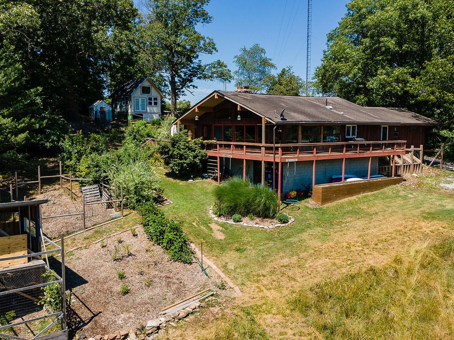 223 Peacock Ln, Pineville, MO 64856 Zillow
