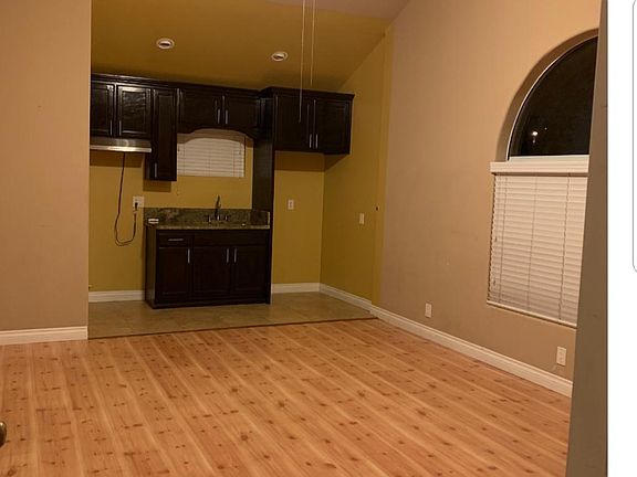 3rd image of 9139 Parise Dr