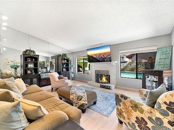 4th image of 7638 Nita Ave