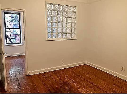 5th image of 356 W 45th St #2A