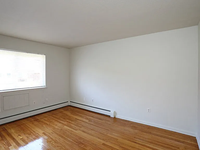SummerHill Apartments — Photo 11