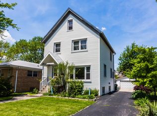 6950 W Howard St, Niles, IL 60714