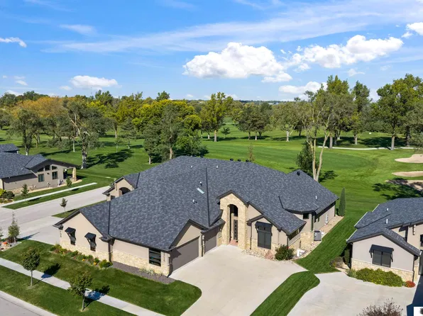 9716 Casa Colina Ct, Lincoln, NE 68520