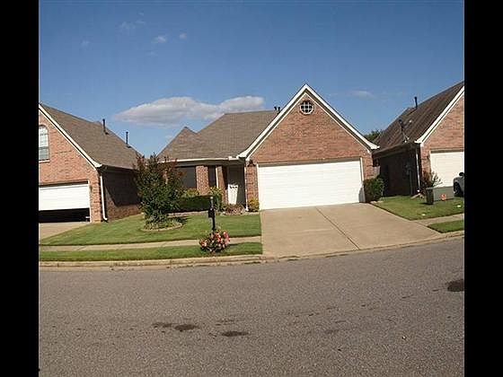 1st image of 8214 Regal Bend Dr