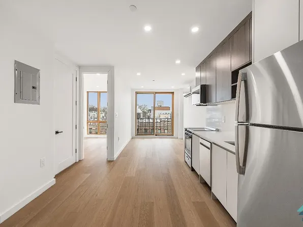 3216 Glenwood Road image 1 of 16