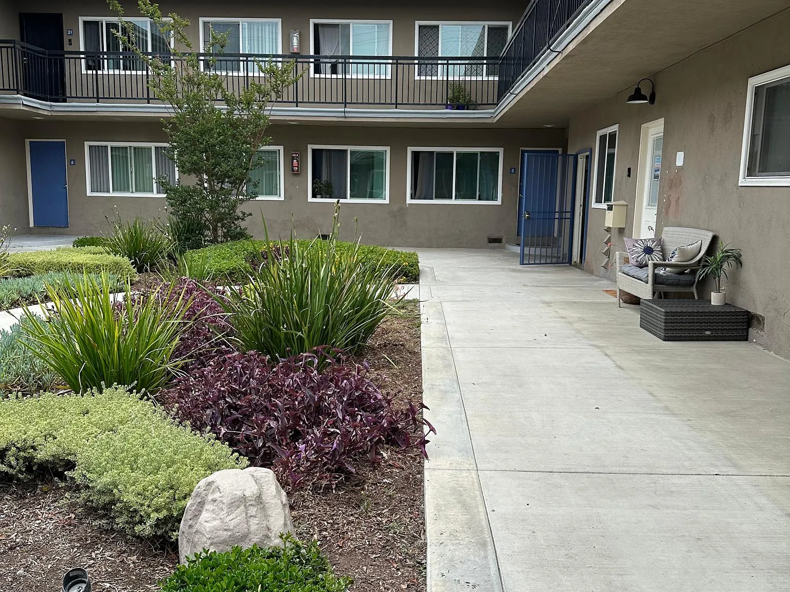 Trio Apartments — Photo 4