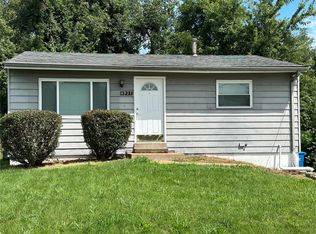 1927 Nemnich Rd, Saint Louis, MO 63136