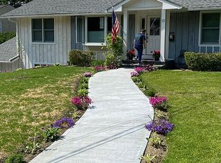 11 Benedict Rd, Cold Spring, NY 10516