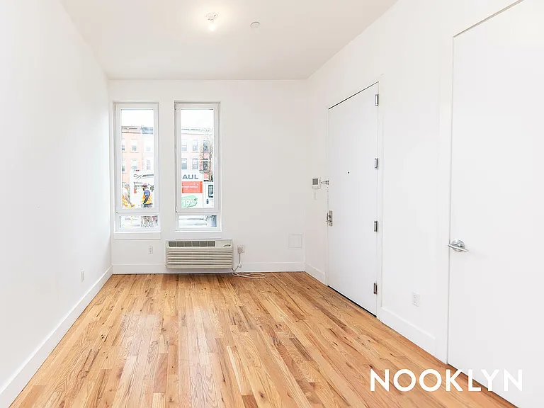 2124 Fulton St #1 — Photo 6