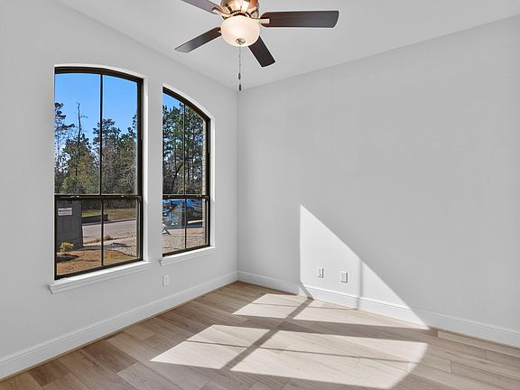 7th image of this home