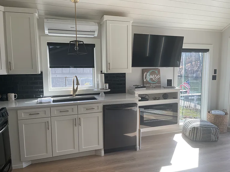 Fully Functional Kitchen with all appliance