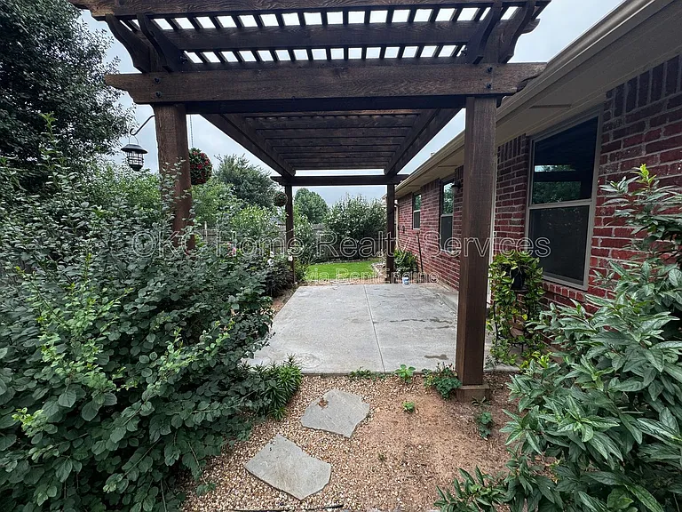 8020 Kaden Rd — Photo 4
