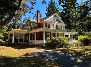 430 Grove St, Needham, MA 02492