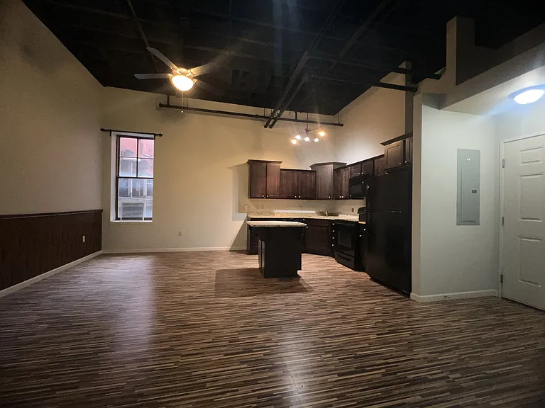299 Main St #26 — Photo 3