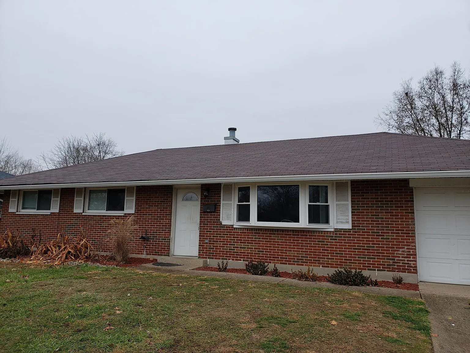 404 E Page Ave photo 1