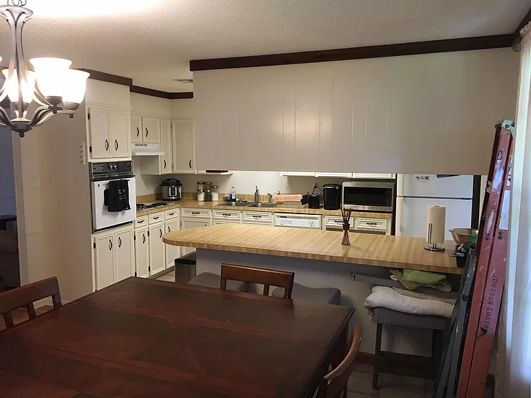 101 Grand Prairie Dr — Photo 4