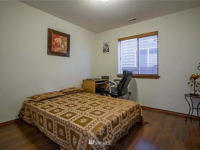 3203 172nd St SE — Photo 9