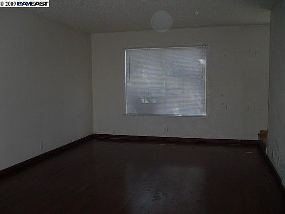 5th image of 32254 Mercury Way