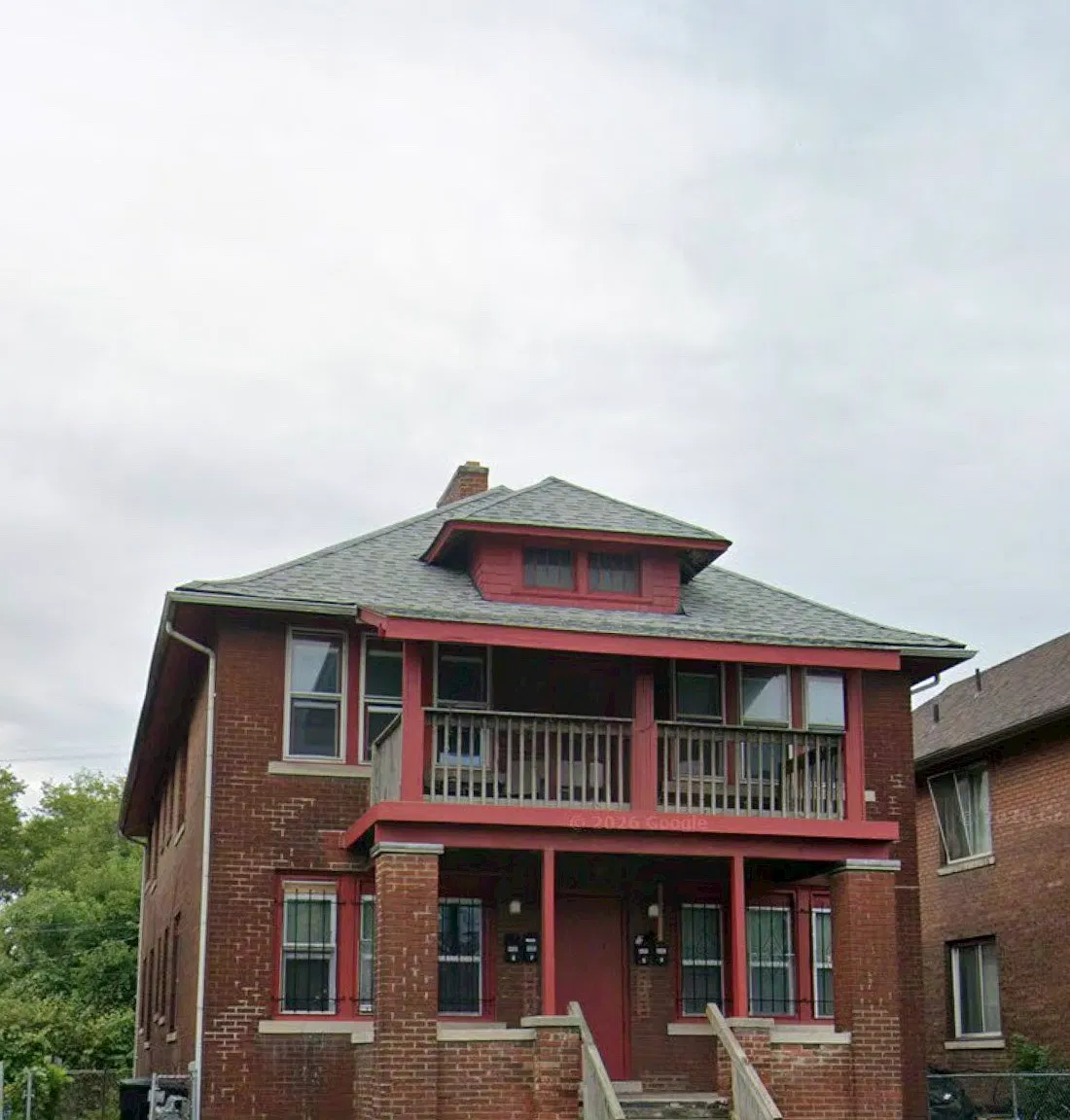 3 bed, 850 sqft, $900 — Photo 1