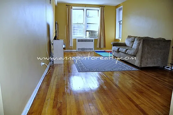 Sold by Anna Pinto Realty | media 24